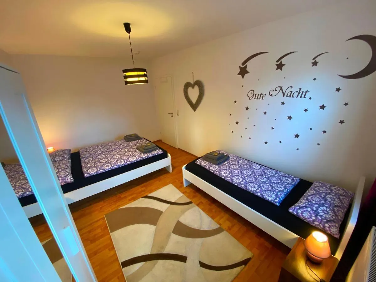 Apartment Ferienwohnung Augsburg 1